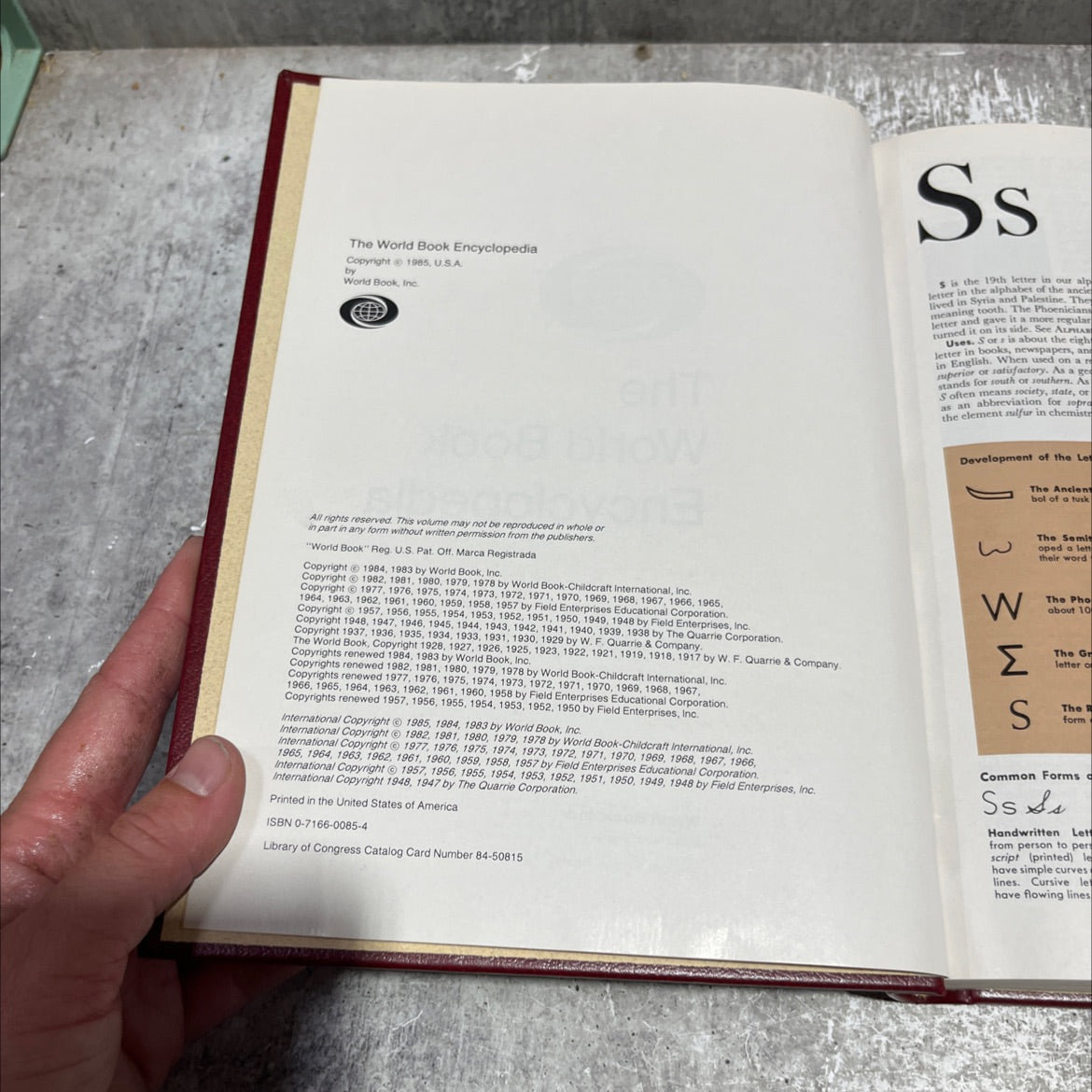 world book encyclopedia s-sn volume 17 book, by world book, inc., 1985 Hardcover image 3