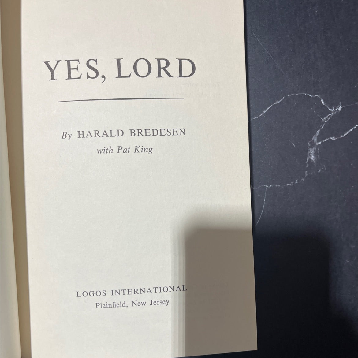 yes, lord book, by harald bredesen with pat king, 1972 Hardcover image 2